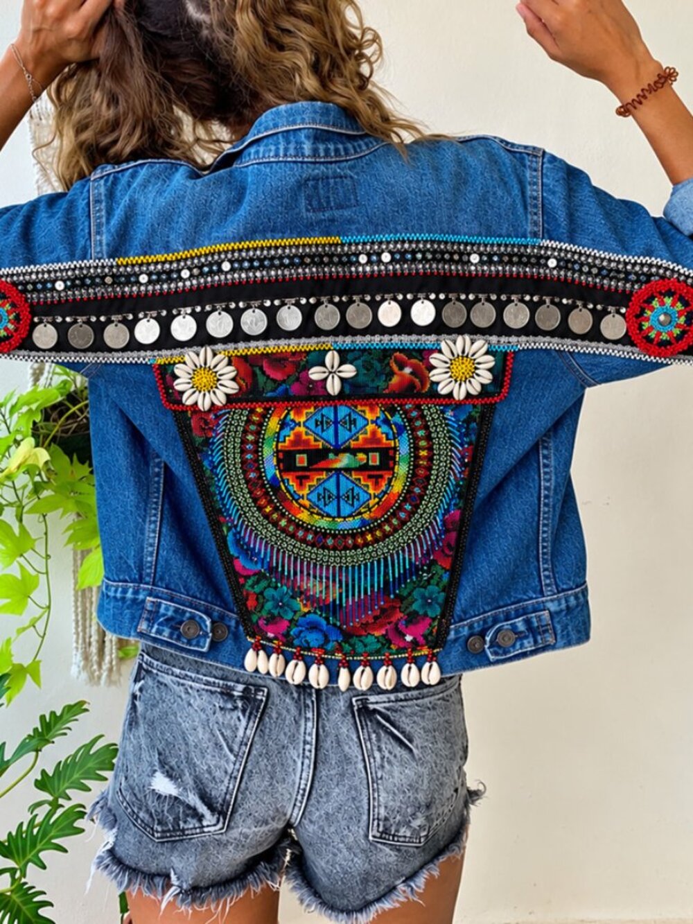 Kyama Handmade Custom Beaded Levi’s Denim Jacket Size M